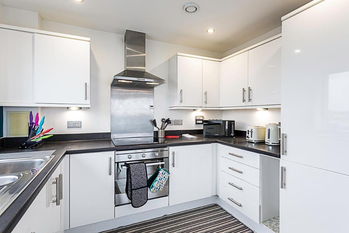 Trendy Queen'S Park Apartment With Views Across London Luaran gambar
